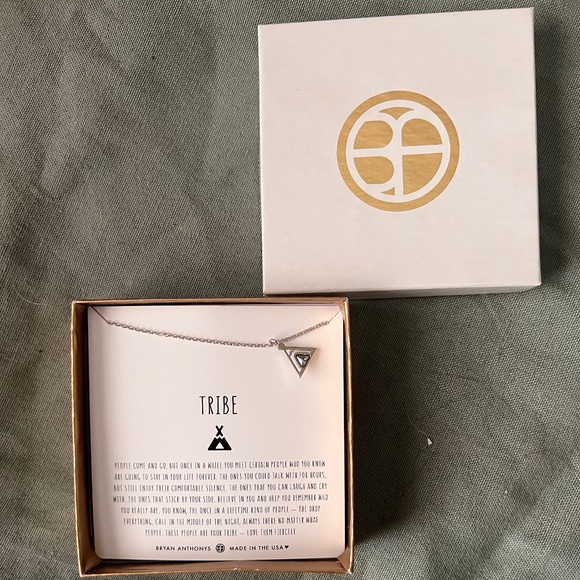 Necklace - Picture 1 of 1